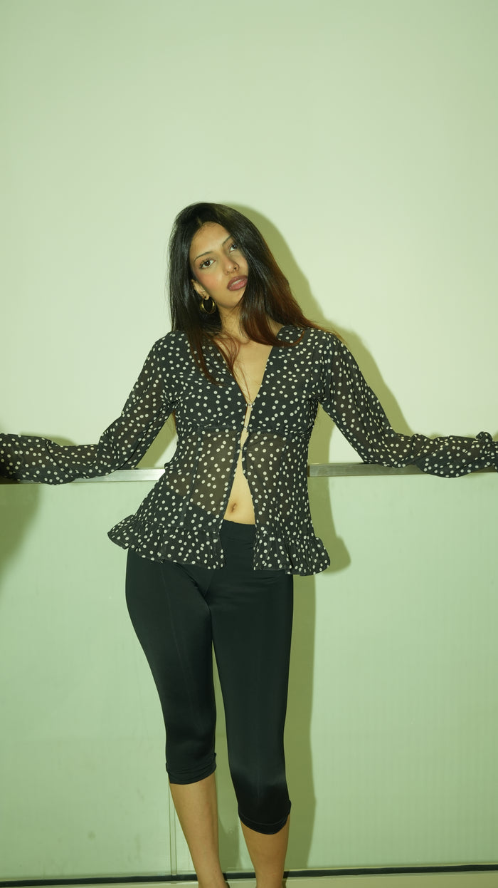 Sally Black Capris